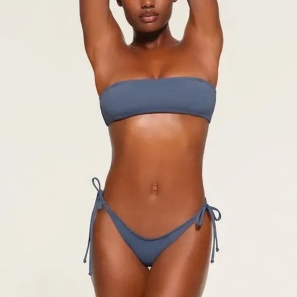 Skims Swim Micro Bandeau Bikini Top, Denim Wash, 3X - New - Picture 2 of 11